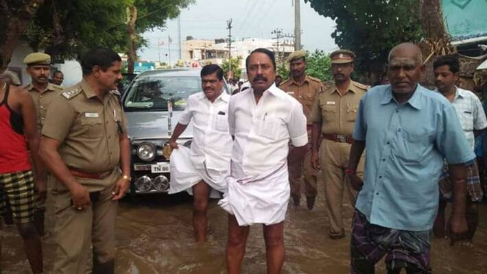 Erode flood... Minister Sengottaiyan Inspection Erode flood... Minister Sengottaiyan Inspection