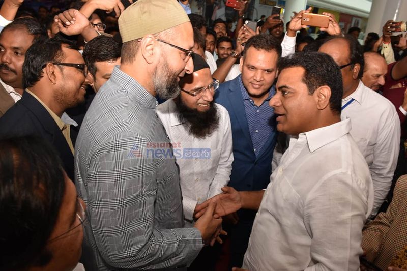 దనుబీ స్టోర్ ప్రారంభోత్సవంలో కేటీఆర్, అసదుద్దీన్
