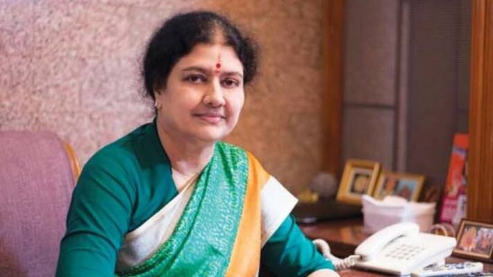 sasikalav/s dinakaran sasikalav/s dinakaran