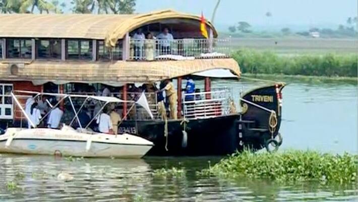Permission for house boats in alappuzha Permission for house boats in alappuzha