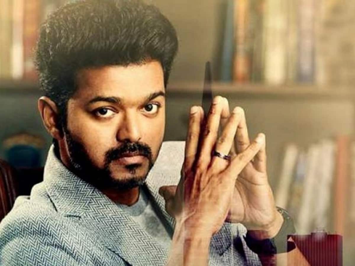 Vijay's Sarkar can happen only on reel, will he form one in real too?