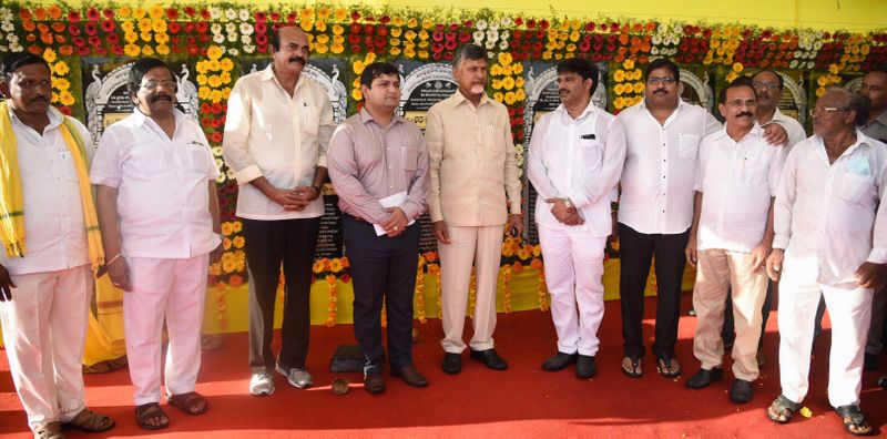 గ్రామ దర్శిని పబ్లిక్ మీటింగ్ లో చంద్రబాబు