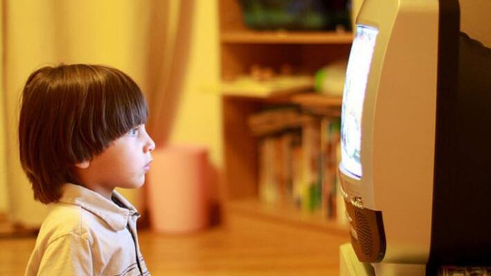 why excessive screen time is harmful for your kid why excessive screen time is harmful for your kid