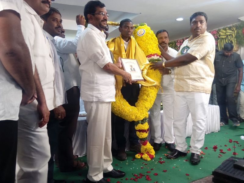 గిరిజన ఆణిముత్యాలకు సత్కారం కార్యక్రమంలో పాల్గొన్న సోమిరెడ్డి ( ఫోటోలు)