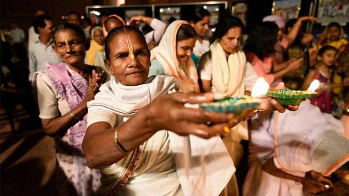 Vrindavan Widows to Celebrate Green Diwali Vrindavan Widows to Celebrate Green Diwali