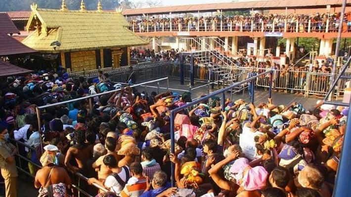 Devaswom board asks to move barricades from sabarimala Devaswom board asks to move barricades from sabarimala