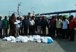 Harbour employees raise slogans, refuse to accept sweets by Sterlite