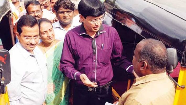 Health Secretary Radhakrishnan...1020 affected in Swine-flu Health Secretary Radhakrishnan...1020 affected in Swine-flu