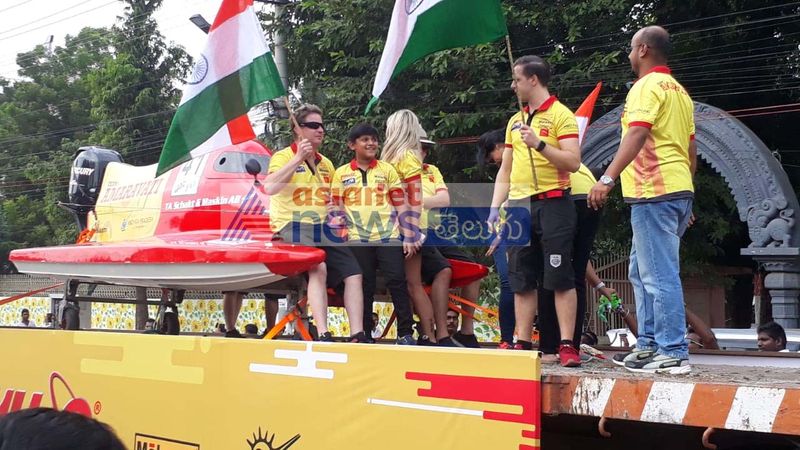 F1H2O Boats Parade Rally flag off by Dist. Collector, Commissioner of Police