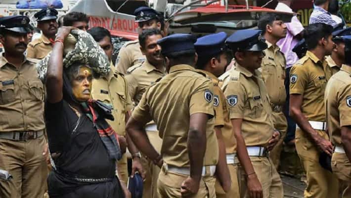 Police ready to reduce the restrictions in sabarimala Police ready to reduce the restrictions in sabarimala