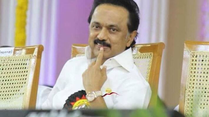 Excited by the polls ... Kushio Kushi in the DMK camp! Excited by the polls ... Kushio Kushi in the DMK camp!