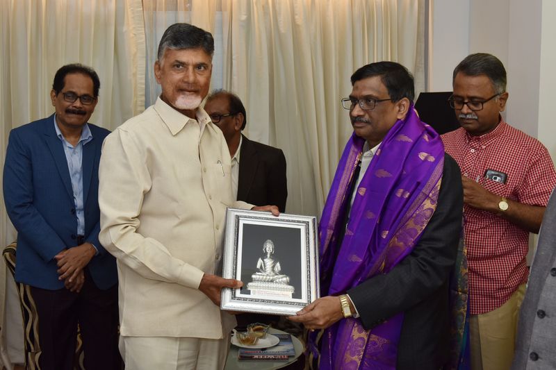 Chandrababu Facilitates A.P. High court judges Amaravati