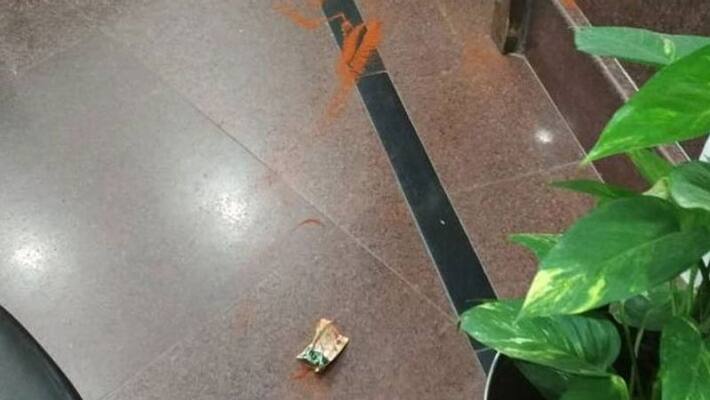 CM arvind Kejriwal chilli powder attack CM arvind Kejriwal chilli powder attack