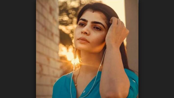 chennai commissioner office rejects permission to singer chinmayi chennai commissioner office rejects permission to singer chinmayi