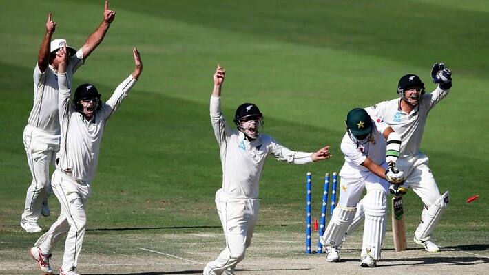 pak batsmens collapsed in front kiwi bowlers and visitors in dominant dominant position pak batsmens collapsed in front kiwi bowlers and visitors in dominant dominant position
