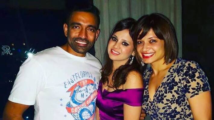 Sakshi Dhoni names the cricketer who brought her and MS Dhoni together Sakshi Dhoni names the cricketer who brought her and MS Dhoni together