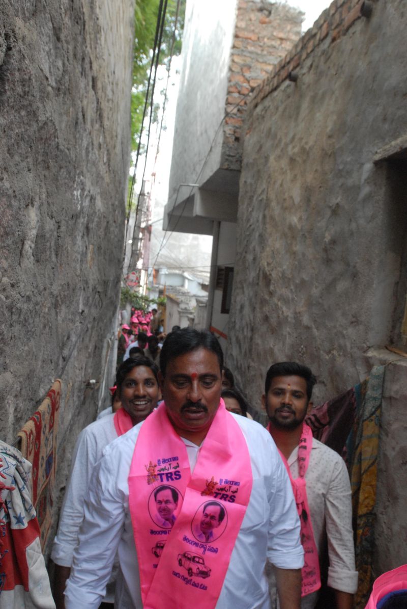 kharathabad trs candate danam nagender took the election campaign