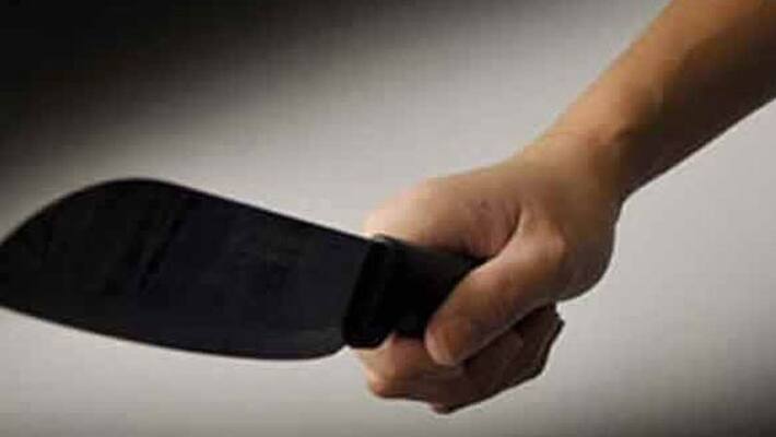 young man attacks a young girl with knife for rejecting his love young man attacks a young girl with knife for rejecting his love