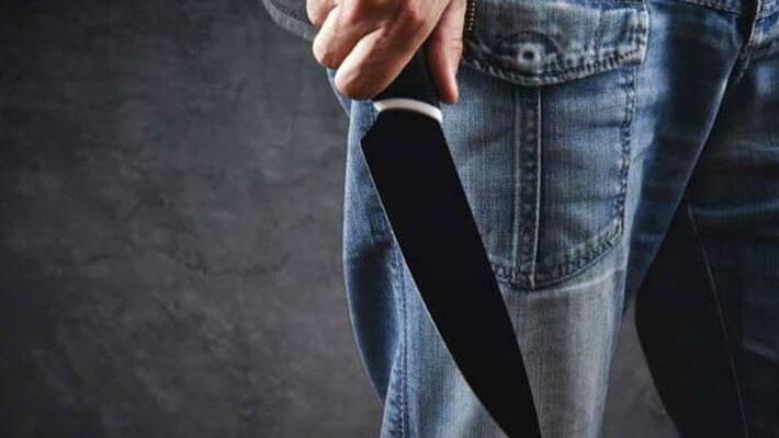 man stabs wife front of son man stabs wife front of son