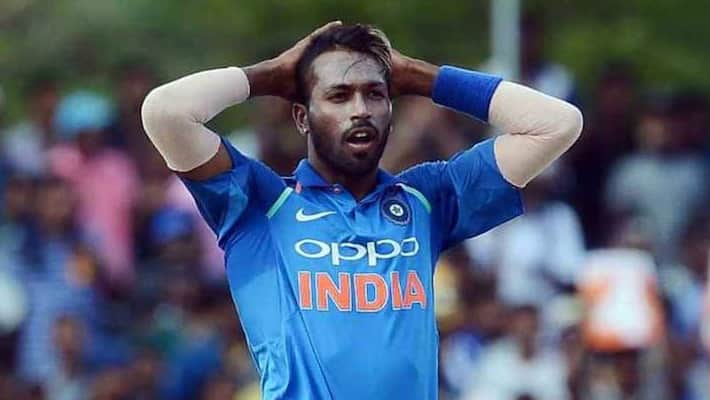 Hardik Pandya apologises after facing criticism for sexist remarks on chat show Hardik Pandya apologises after facing criticism for sexist remarks on chat show