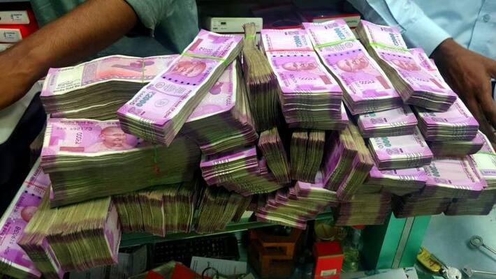 Gold Black Money allegedly looted from flat recovered theft was never reported say police pod Gold Black Money allegedly looted from flat recovered theft was never reported say police pod