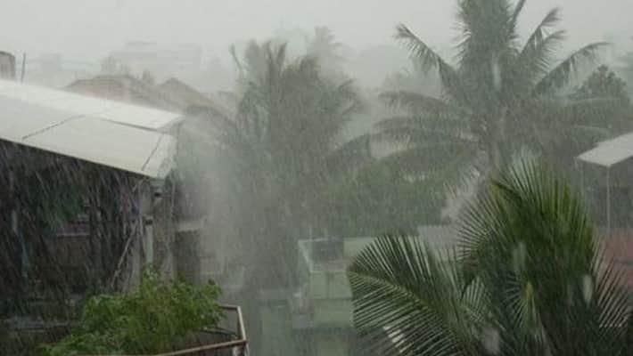 People Alert .. Chance of rain for next 4 days .. Chennai Meteorological Center Action. People Alert .. Chance of rain for next 4 days .. Chennai Meteorological Center Action.