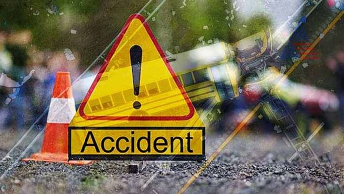 7 Killed After Vehicle Collides With Cars Due To Heavy Fog 7 Killed After Vehicle Collides With Cars Due To Heavy Fog