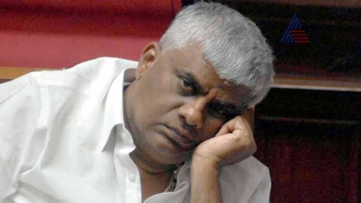 JDS Leader H D Revanna Says B S Yediyurappa should Continue As CM JDS Leader H D Revanna Says B S Yediyurappa should Continue As CM