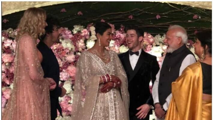 modi visits priyanka and nick in their wedding reception modi visits priyanka and nick in their wedding reception