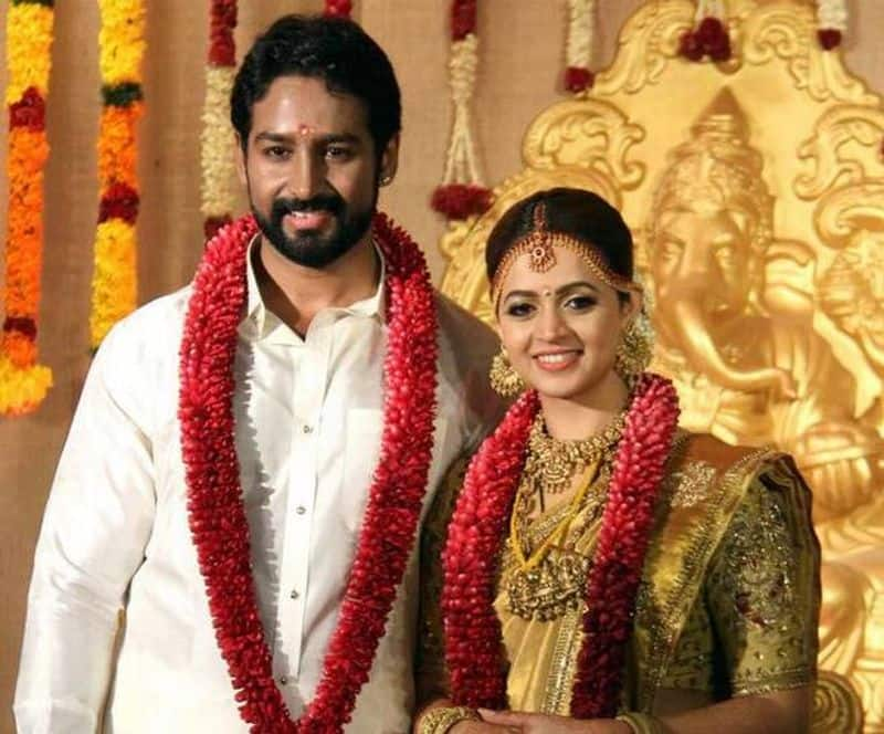 Naveen and Bhavana- The top actor of Malayalam industry tied the knot with longtime beau and Kannada movie producer on January 22 in her hometown.