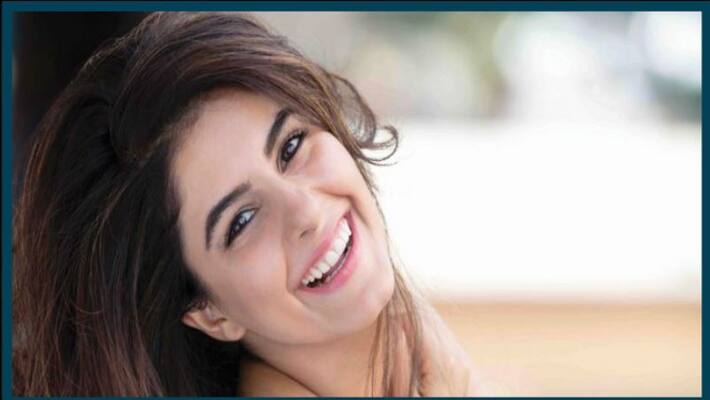 isha talwar topless photo create cyber attack isha talwar topless photo create cyber attack