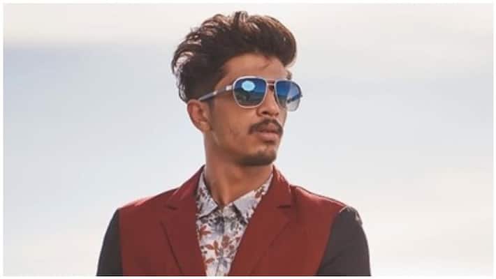 biggboss shariq turn to hero in debut movie biggboss shariq turn to hero in debut movie