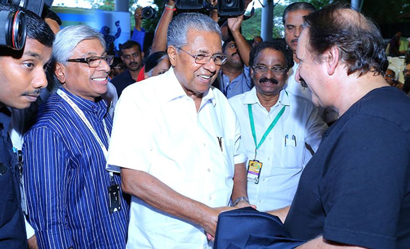 ഇരുപത്തിമൂന്നാമത് രാജ്യാന്തര ചലച്ചിത്രമേളയുടെ ഉദ്ഘാടന ചടങ്ങില് നിന്നുള്ള ഫോട്ടോകള്