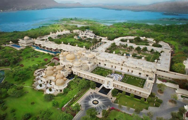 The Oberoi Udaivilas is a fifty acre property that once belonged to the Maharana of Mewar.