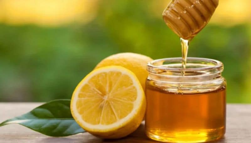 Lemon and honey face pack for oily skin: Lemon is an excellent source for cleaning the skin, eliminating dead skin cells and reducing oil secretion. Honey has various antibacterial and antiseptic properties that help reduce oil secretion further avoiding pimples and acne from coming back.
How to make: Mix lemon juice extracts and honey together in a bowl. Apply this mixture on your face and let it dry for about 15-20 minutes before washing it off. This will relieve you from excessive oily skin and make the skin supple and moisturized.
NOTE: Asianet News humbly requests everyone to wear masks, sanitize, maintain social distancing and get vaccinated as soon as eligible. Together we can and will break the chain #ANCares #IndiaFightsCorona