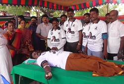 Rajinikanth fans organise blood donation camp in Tamil Nadu