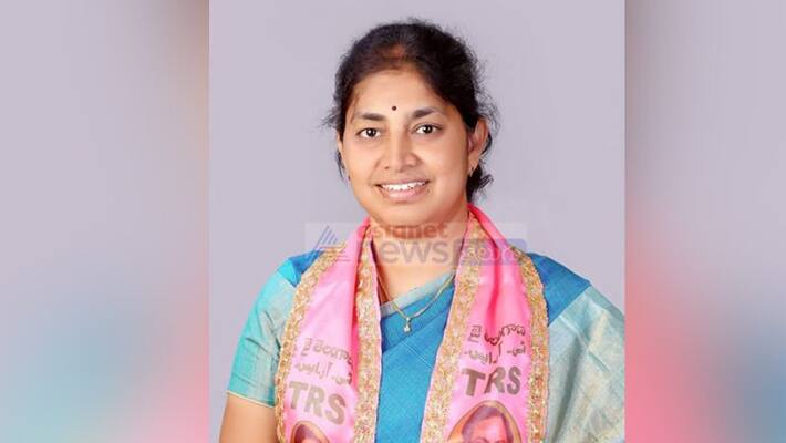 petition filed against MLA Gongidi Sunitha in Telangana High Court petition filed against MLA Gongidi Sunitha in Telangana High Court