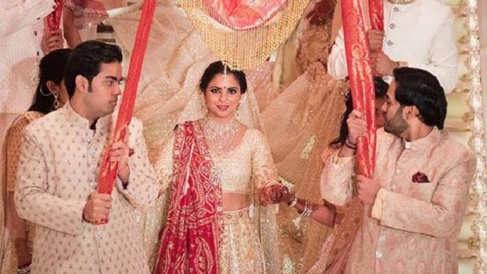 isha ambani wedding photos isha ambani wedding photos