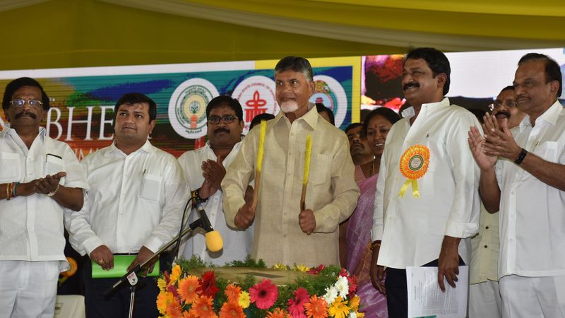 ఒంగోలు జ్ఞానభేరీలో చంద్రబాబు