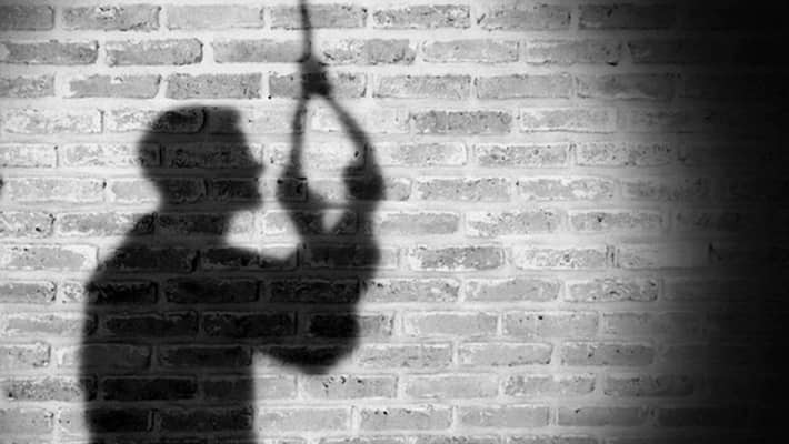 Film producer Sadanand alias Pappu Lad commits suicide Film producer Sadanand alias Pappu Lad commits suicide