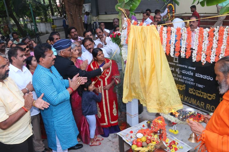 Major AKshay Kumar Girish Road
