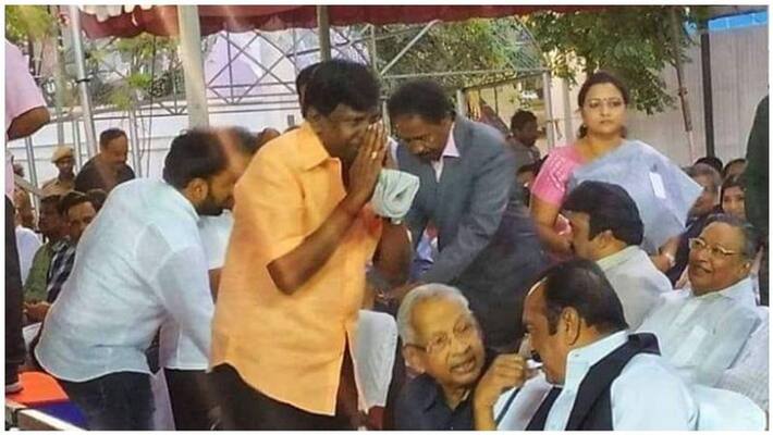 actor vadivelu at karunanidhi statue opening actor vadivelu at karunanidhi statue opening
