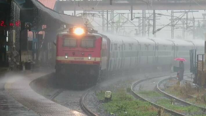 stone pelting against malabar express stone pelting against malabar express