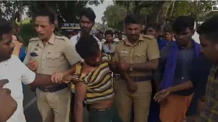 Sexual harassment for the small girl Sexual harassment for the small girl