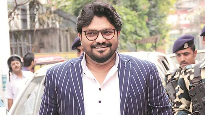 union minister Babul Supriyo has been booked under non bailable offense by Kolkata police for sharing fake photo union minister Babul Supriyo has been booked under non bailable offense by Kolkata police for sharing fake photo