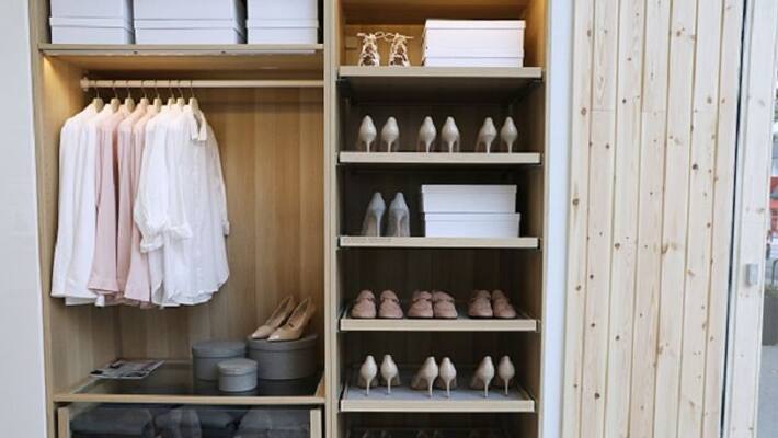 Do not keep this 5 things in your wardrobe it make vastu dosh Do not keep this 5 things in your wardrobe it make vastu dosh