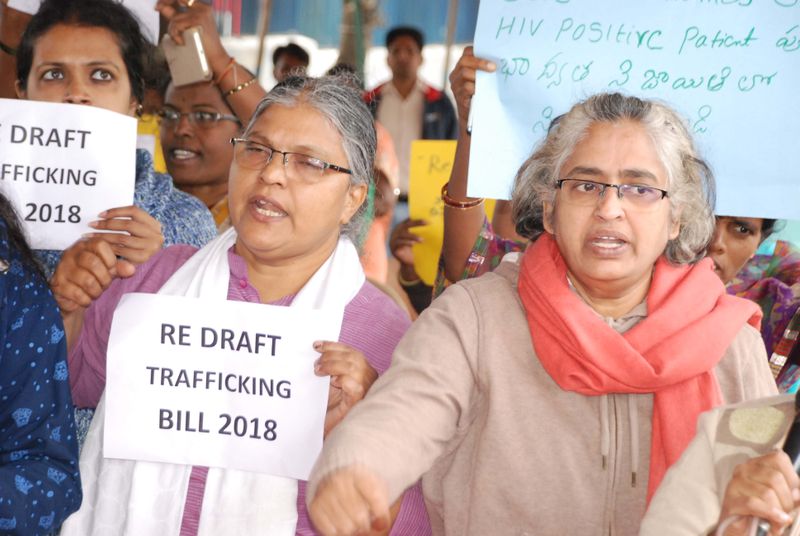 TRANSGENDERS DHARNA AT INDIRAPARK photos