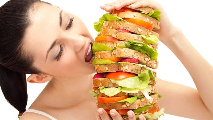 You should not eat these foods when you are hungry You should not eat these foods when you are hungry