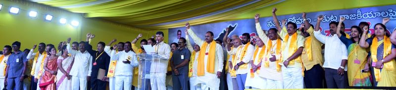 శ్రీకాకుళంలో ధర్మ పోరాట దీక్ష