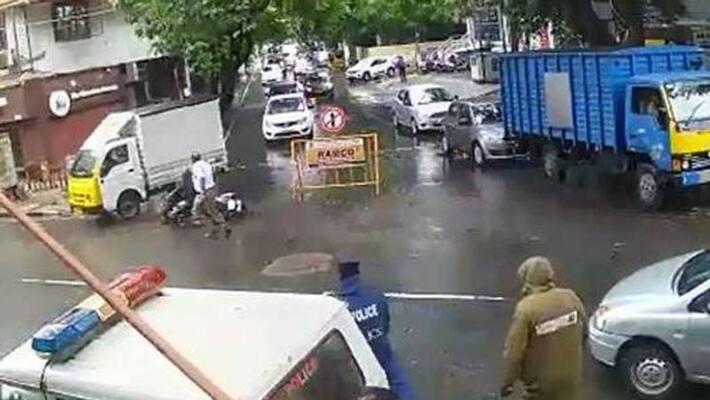 Police vehicle on Wrong Route: Traffic Police Fine to DGP Police vehicle on Wrong Route: Traffic Police Fine to DGP